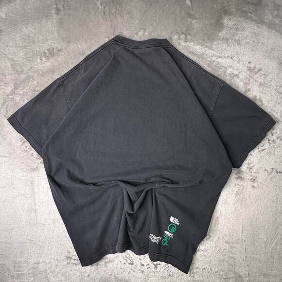 Vintage Y2K The West Coast no.31 Fabricali Big Logo Black Graphic T-shirt 2XL - Picture 2 of 8